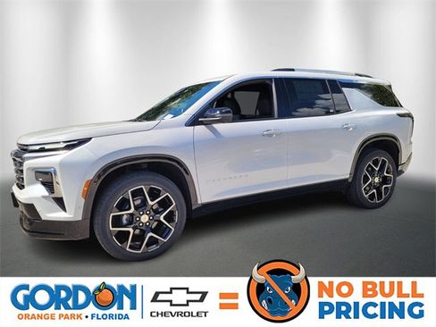 New 2025 Chevrolet Traverse High Country image 1