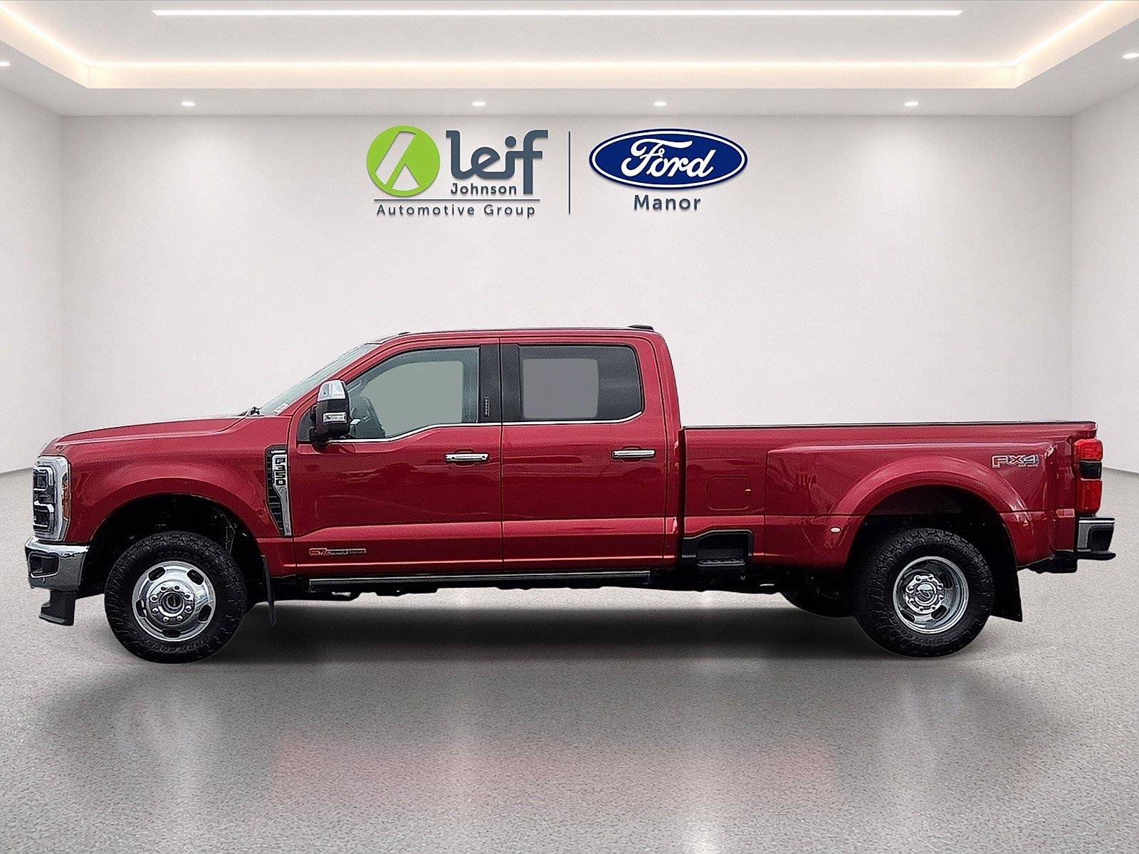 Used 2023 Ford F350 Lariat w/ Lariat Ultimate Package AWD/4WD image 4