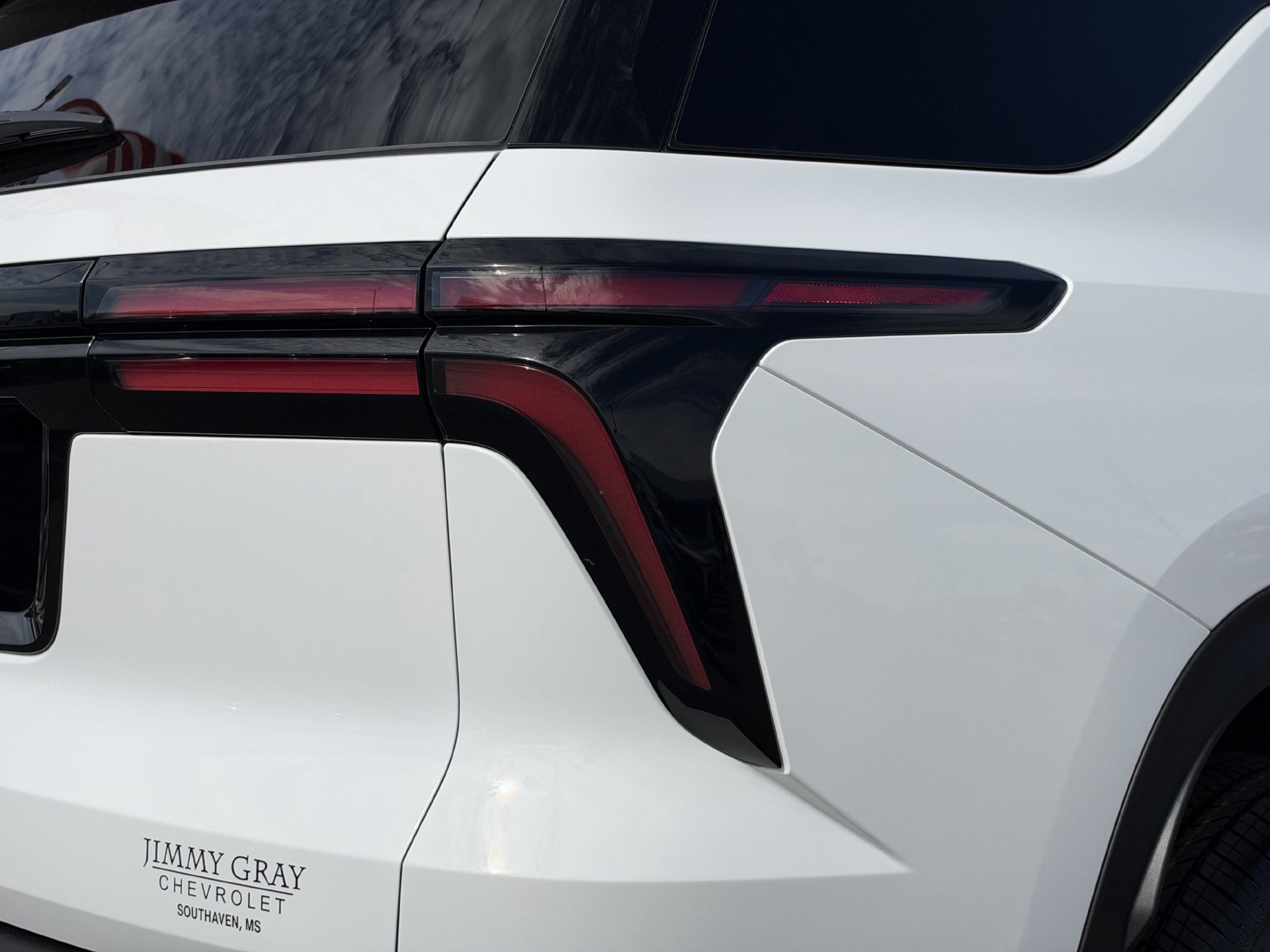 New 2027 Chevrolet Traverse LT w/ Driver Confidence Package FWD image 11