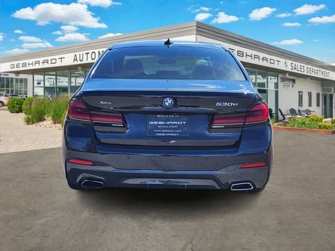 Used 2022 BMW 530e xDrive w/ M Sport Package image 6