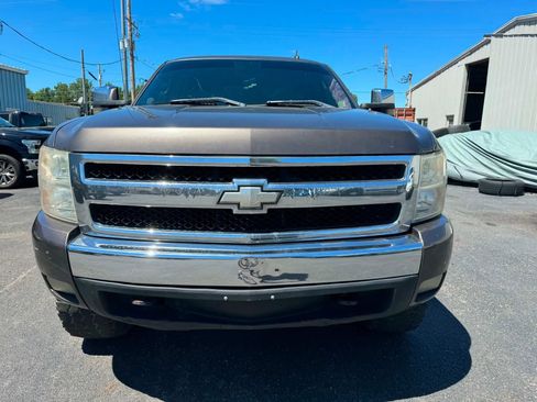 Used 2007 Chevrolet Silverado 1500 LT w/ Texas Edition RWD image 4