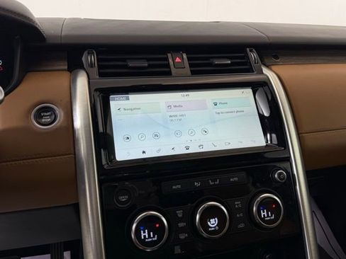 Certified 2019 Land Rover Discovery HSE Luxury image 26