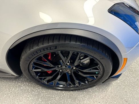Used 2018 Chevrolet Corvette Z06 image 26