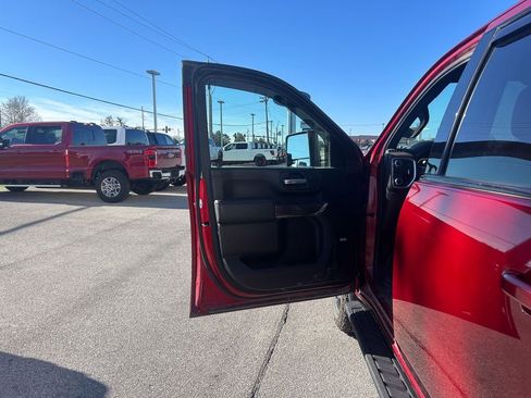 Used 2022 GMC Sierra 3500 AT4 w/ AT4 Premium Plus Package AWD/4WD image 12