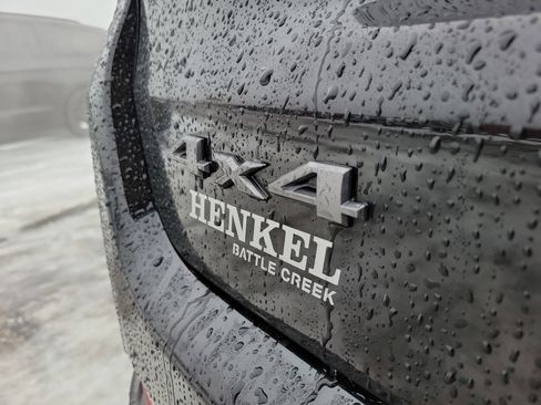 Used 2024 Jeep Compass Limited w/ High Altitude Package image 22