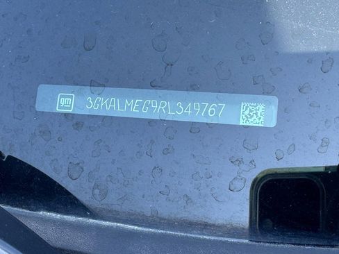 Used 2024 GMC Terrain SLE image 15