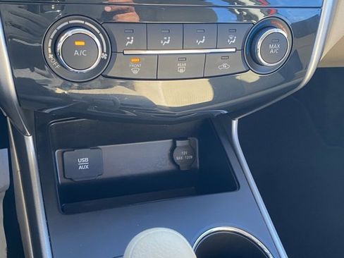 Used 2015 Nissan Altima 2.5 S w/ Special Edition Package image 22