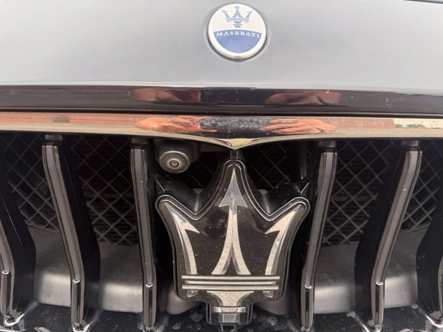 Used 2022 Maserati Ghibli GT RWD image 11