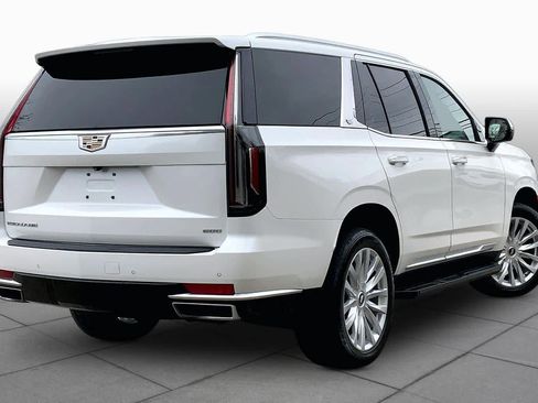 Used 2023 Cadillac Escalade Luxury AWD/4WD image 13