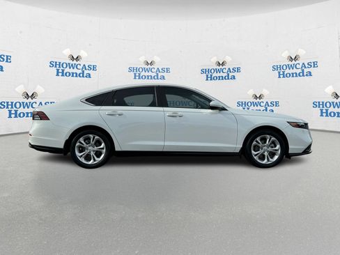 Used 2023 Honda Accord LX image 8