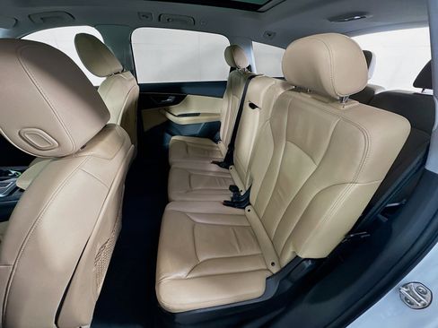 Used 2021 Audi Q7 3.0T Premium w/ Convenience Package image 28