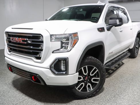 Used 2019 GMC Sierra 1500 AT4 w/ Off Road Performance Package AWD/4WD image 33