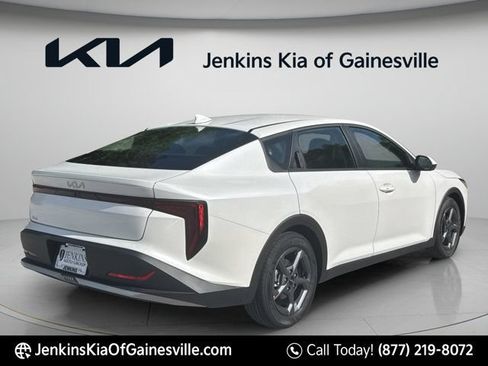 New 2026 Kia K4 FWD image 3