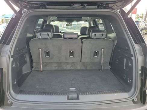 Used 2026 GMC Acadia AT4 w/ Luxury Package image 27