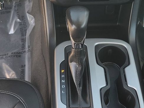 Used 2022 Chevrolet Colorado ZR2 image 20