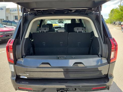 New 2026 Ford Expedition Active RWD image 10
