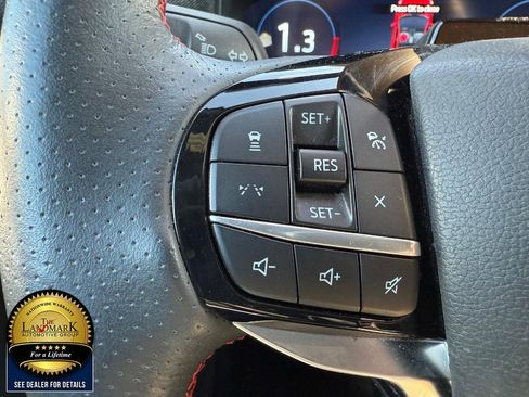 Used 2025 Ford Explorer ST-Line image 10