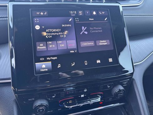 Used 2024 Jeep Grand Cherokee Altitude image 21