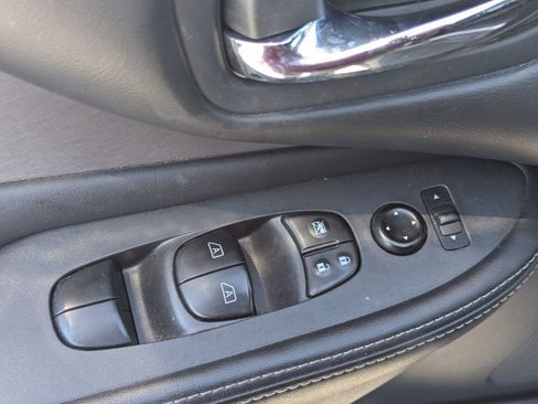 Used 2023 Nissan Murano SV AWD/4WD image 28