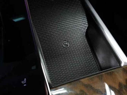 Certified 2025 Cadillac Escalade Sport Platinum w/ LPO, ONYX Package image 52