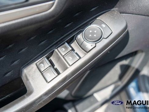 Used 2020 Ford Escape SE AWD/4WD image 17