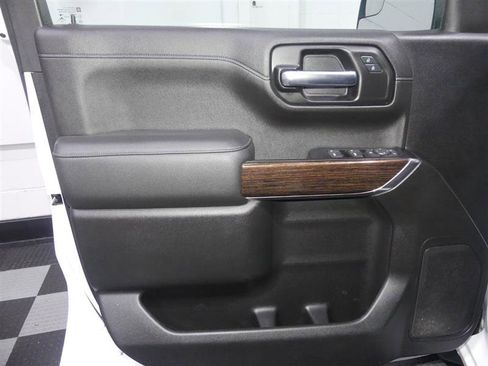 Used 2019 GMC Sierra 1500 Elevation w/ Elevation Value Package image 16