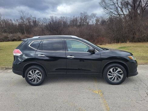 Used 2015 Nissan Rogue SL w/ SL Premium Package image 6