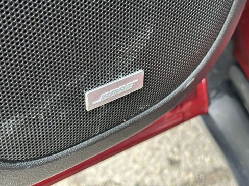 Used 2023 GMC Acadia SLT w/ Preferred Package image 20