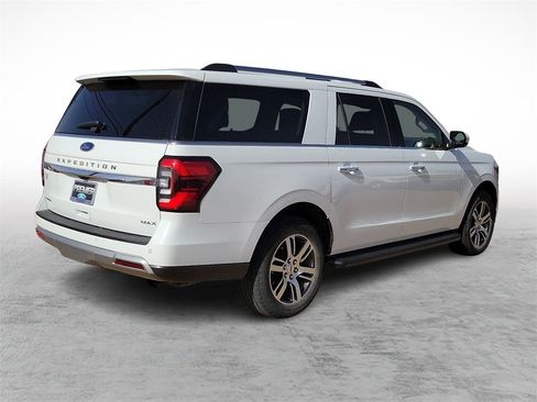Used 2024 Ford Expedition Max Limited image 11