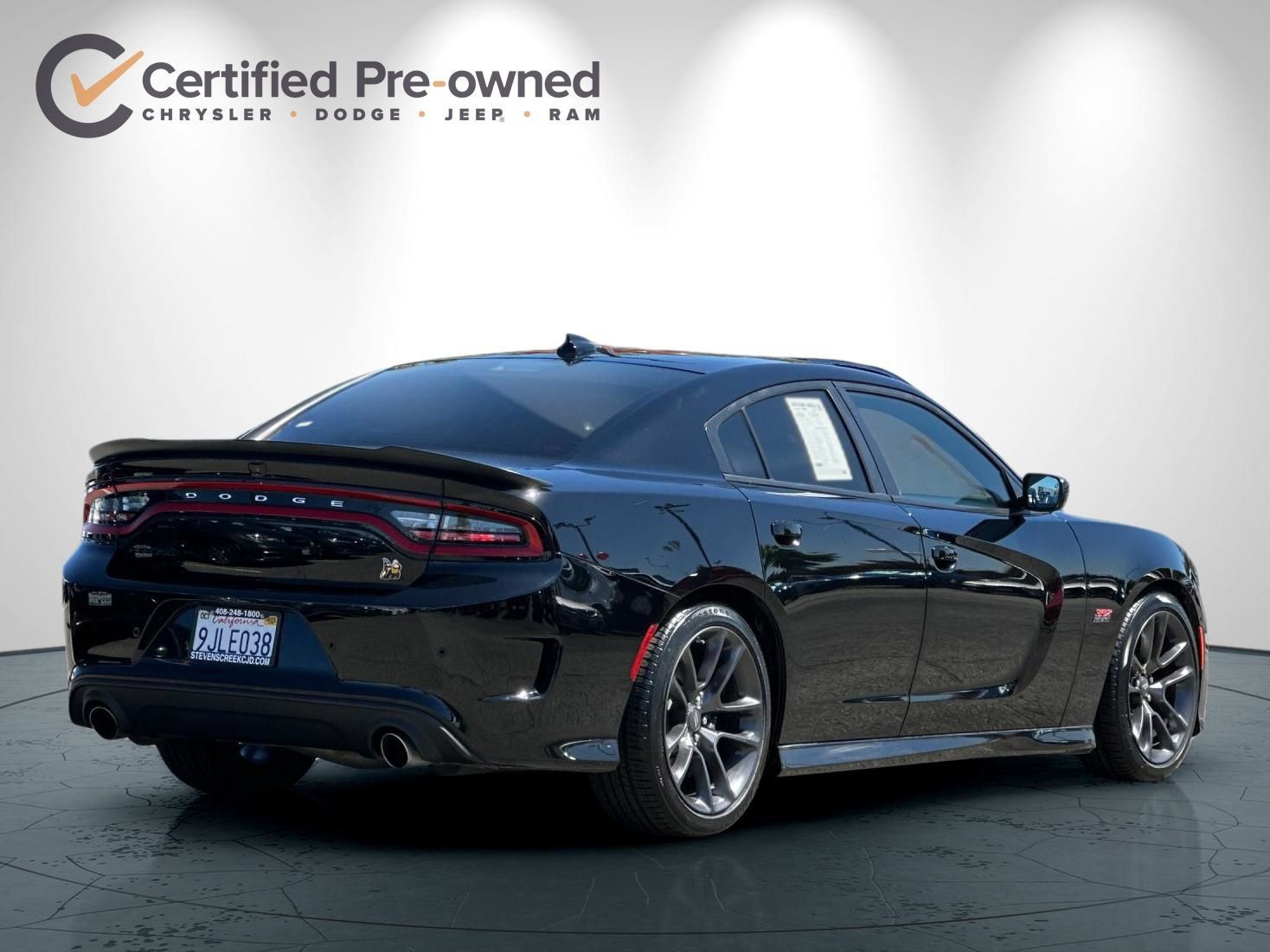 Certified 2023 Dodge Charger Scat Pack w/ Plus Group RWD image 4
