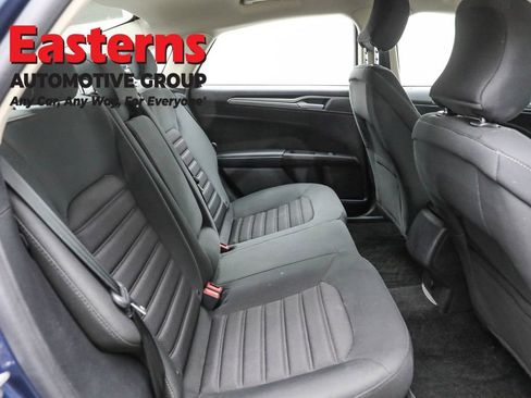 Used 2018 Ford Fusion SE image 23