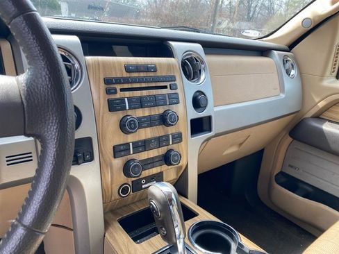 Used 2011 Ford F150 Lariat w/ Lariat Chrome Pkg AWD/4WD image 10