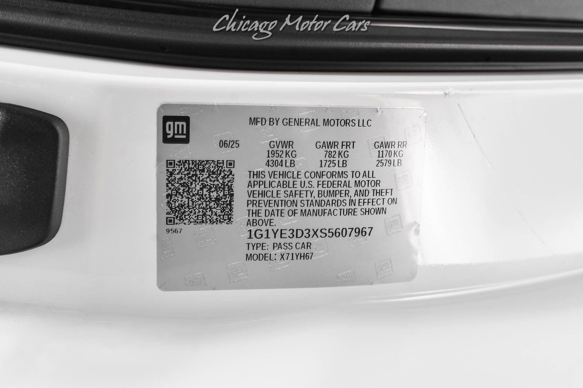 Used 2025 Chevrolet Corvette Z06 w/ Stealth Interior Trim Package RWD image 63