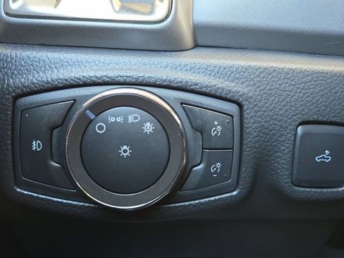 Used 2021 Ford Ranger XLT image 10