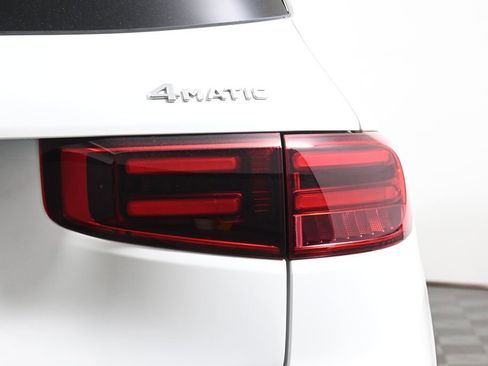 New 2026 Mercedes-Benz GLB 250 4MATIC image 13