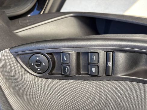 Used 2014 Ford Focus SE image 8