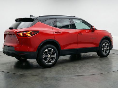 Used 2025 Chevrolet Blazer LT image 9