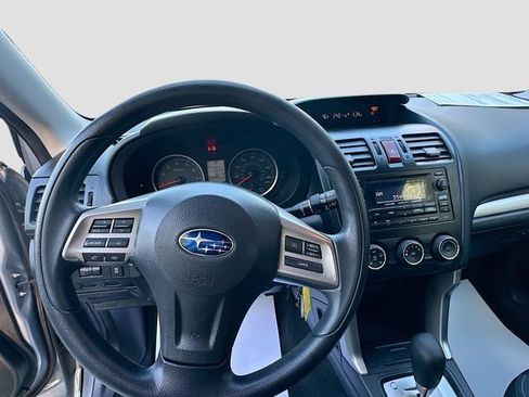 Used 2014 Subaru Forester 2.5i AWD/4WD image 12
