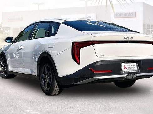 Used 2025 Kia K4 FWD image 29