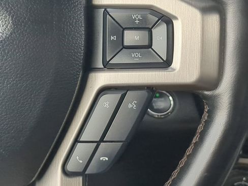 Used 2021 Ford F450 Platinum w/ FX4 Off-Road Package image 25