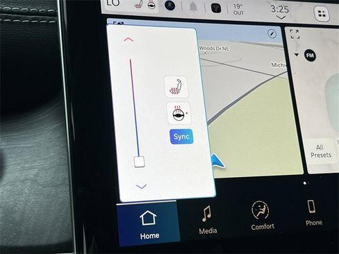 New 2025 Jeep Grand Cherokee Limited w/ Black Appearance Package image 26