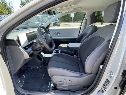 Certified 2024 Hyundai Ioniq 5 SEL RWD image 11