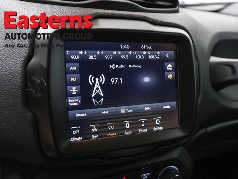 Used 2023 Jeep Renegade Latitude AWD/4WD image 21