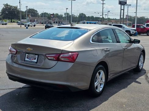 Used 2022 Chevrolet Malibu LT FWD image 12