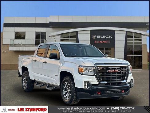 Certified 2022 GMC Canyon AT4 w/ Trailering Package image 8