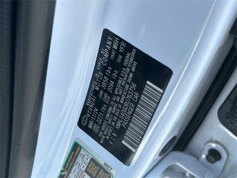 Used 2024 Hyundai Elantra SEL w/ Convenience Package image 11