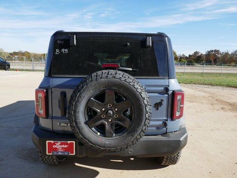 New 2025 Ford Bronco Outer Banks image 6