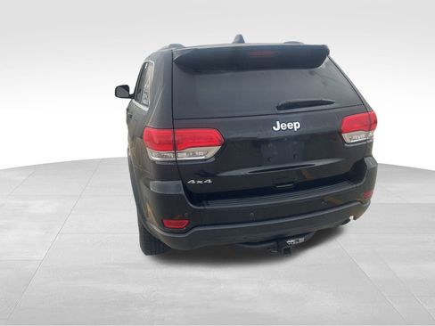 Used 2018 Jeep Grand Cherokee Laredo image 7