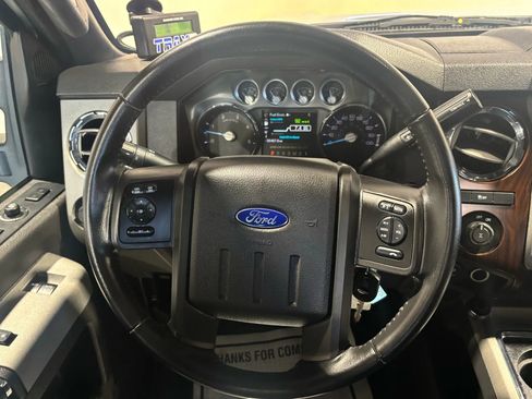 Used 2015 Ford F350 Lariat w/ Lariat Interior Package RWD image 10