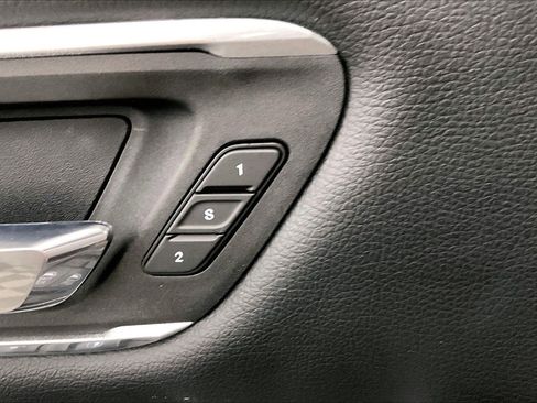 Used 2023 RAM 1500 Laramie AWD/4WD image 36